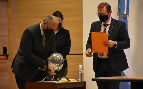 Sorteo-orden-y-temas-concurso-STJ-21-06-10-02