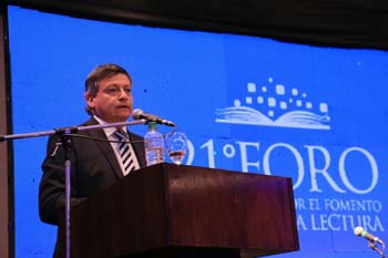 Foro-por-el-fomento-del-Libro-y-la-Lectura-16-08-17-01