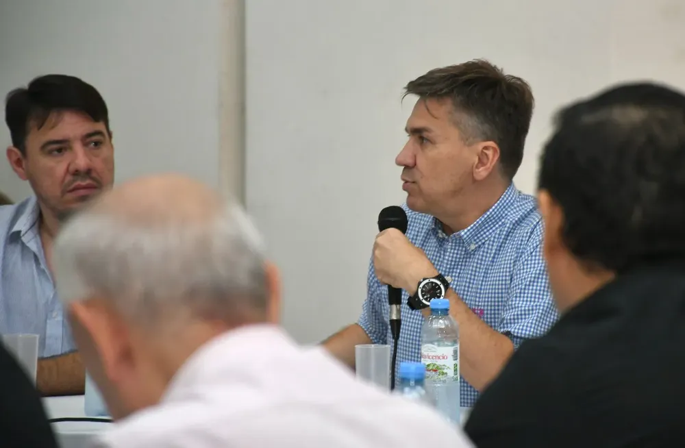 LeandroZdero-con-partidos-políticos-23-12-02-02