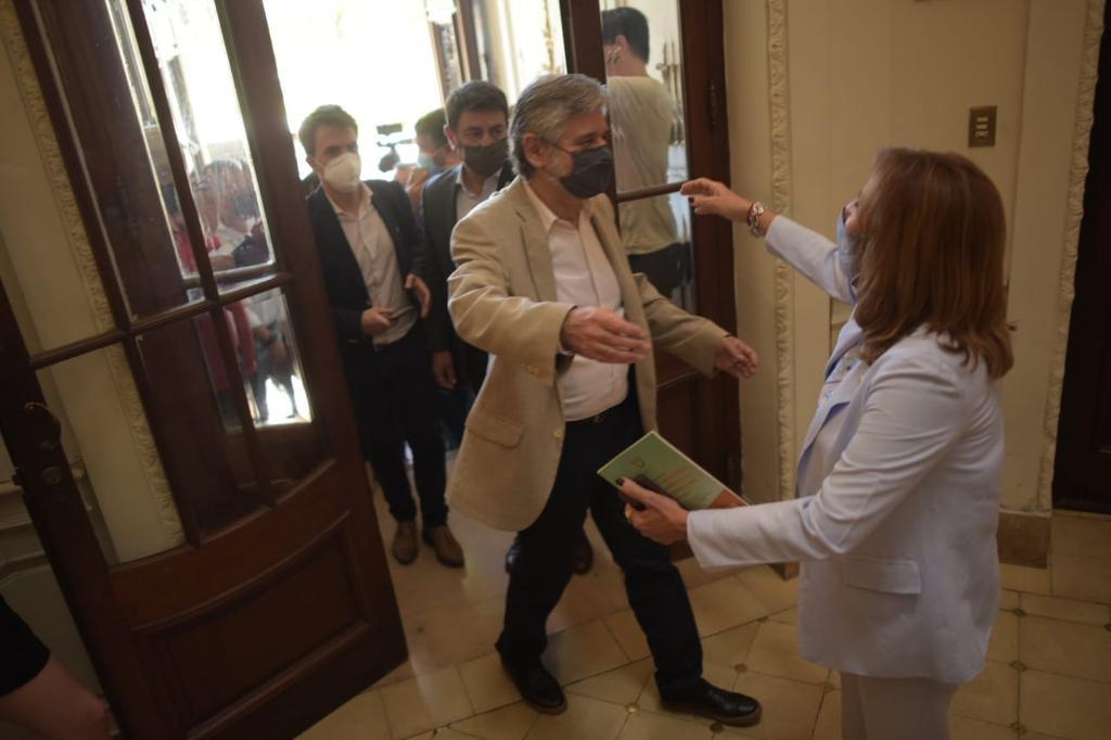 Delfina-Veirave-Daniel-Filmus-21-11-01-02