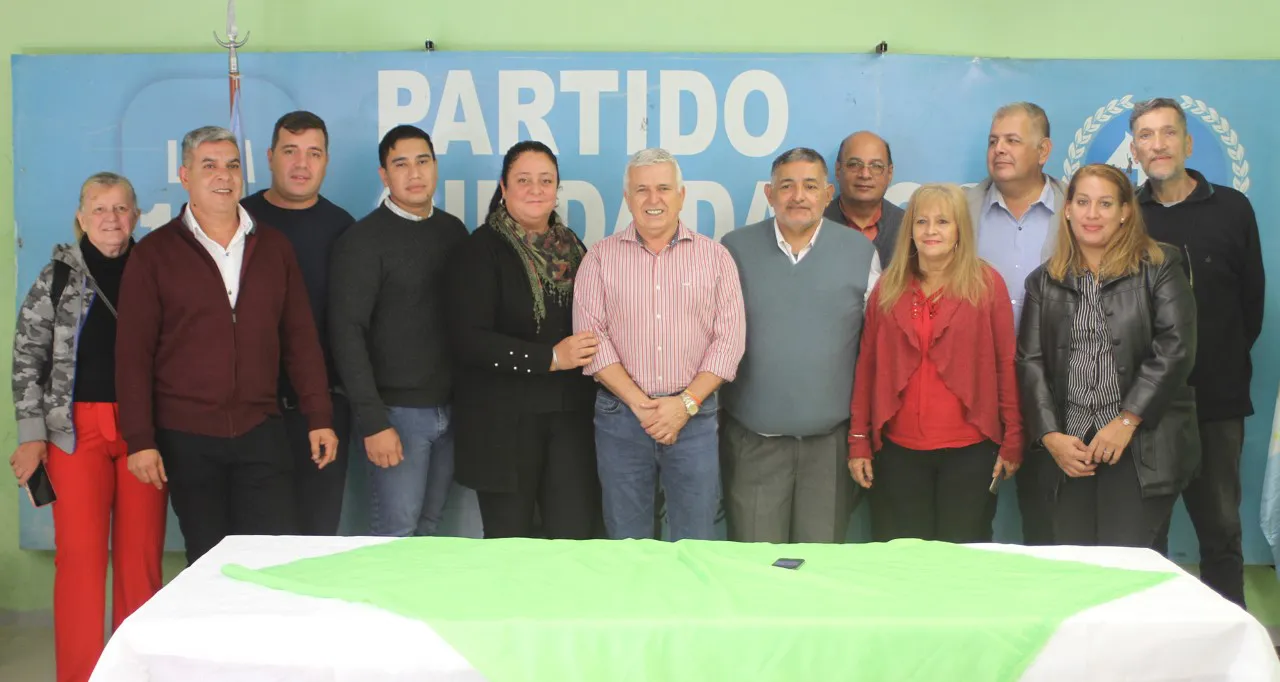 Juan-Carlos-Polini-con-Ciudadanos-a-Gobernar-23-05-09-02