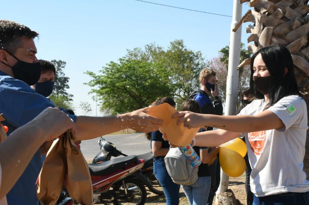 Leandro-Zdero-Entrega-de-premios-estudiantina-virtual-20-09-18-03