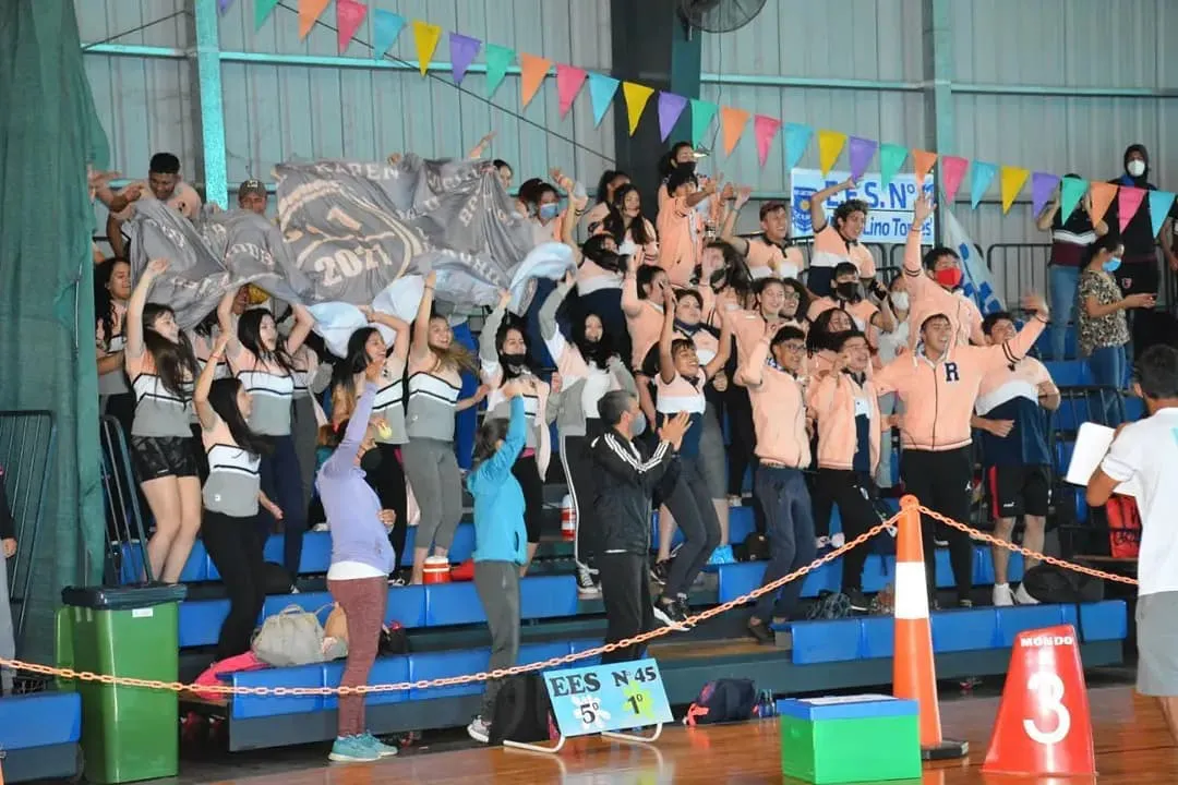 Los-Quinros-Juegan-23-05-31-01