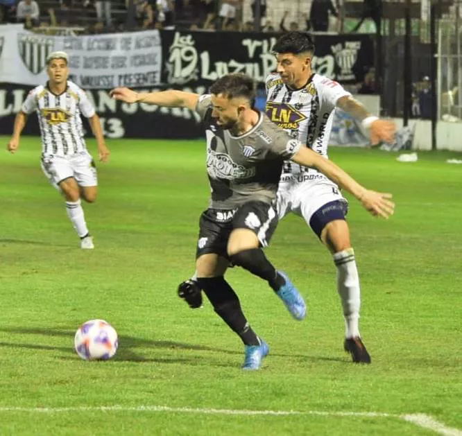 Chaco-Chaco-For-Ever-Estudiantes-22-09-18-01
