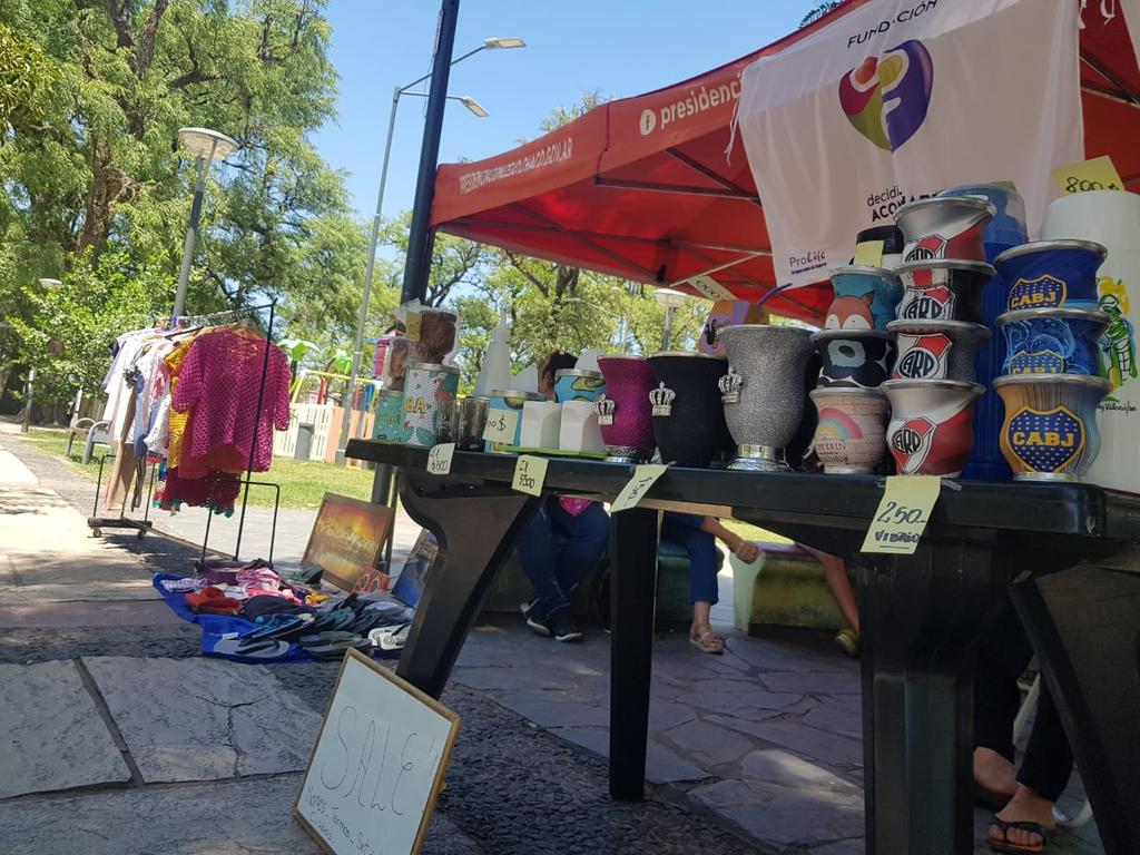 Decidimos-acompaniarte-stand-feria-20-12-20-02