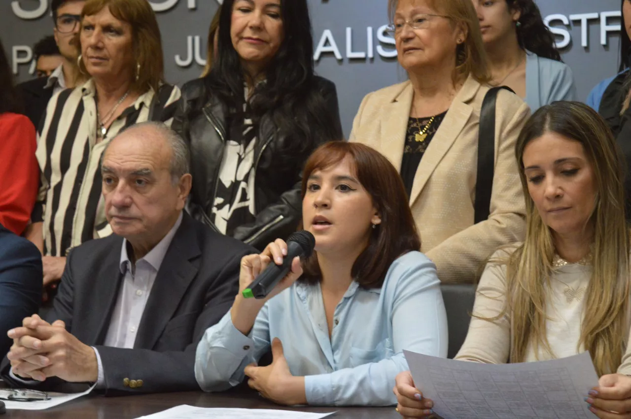 Semana-de-la-Cultura-Peronista-22-10-13-02