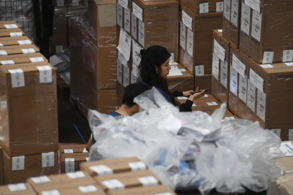 20-10-2023_el_correo_a_traves_de (3)