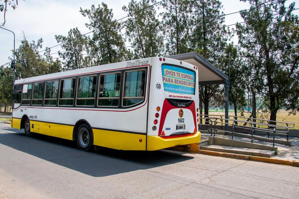 Transporte-publico-22-05-19-01