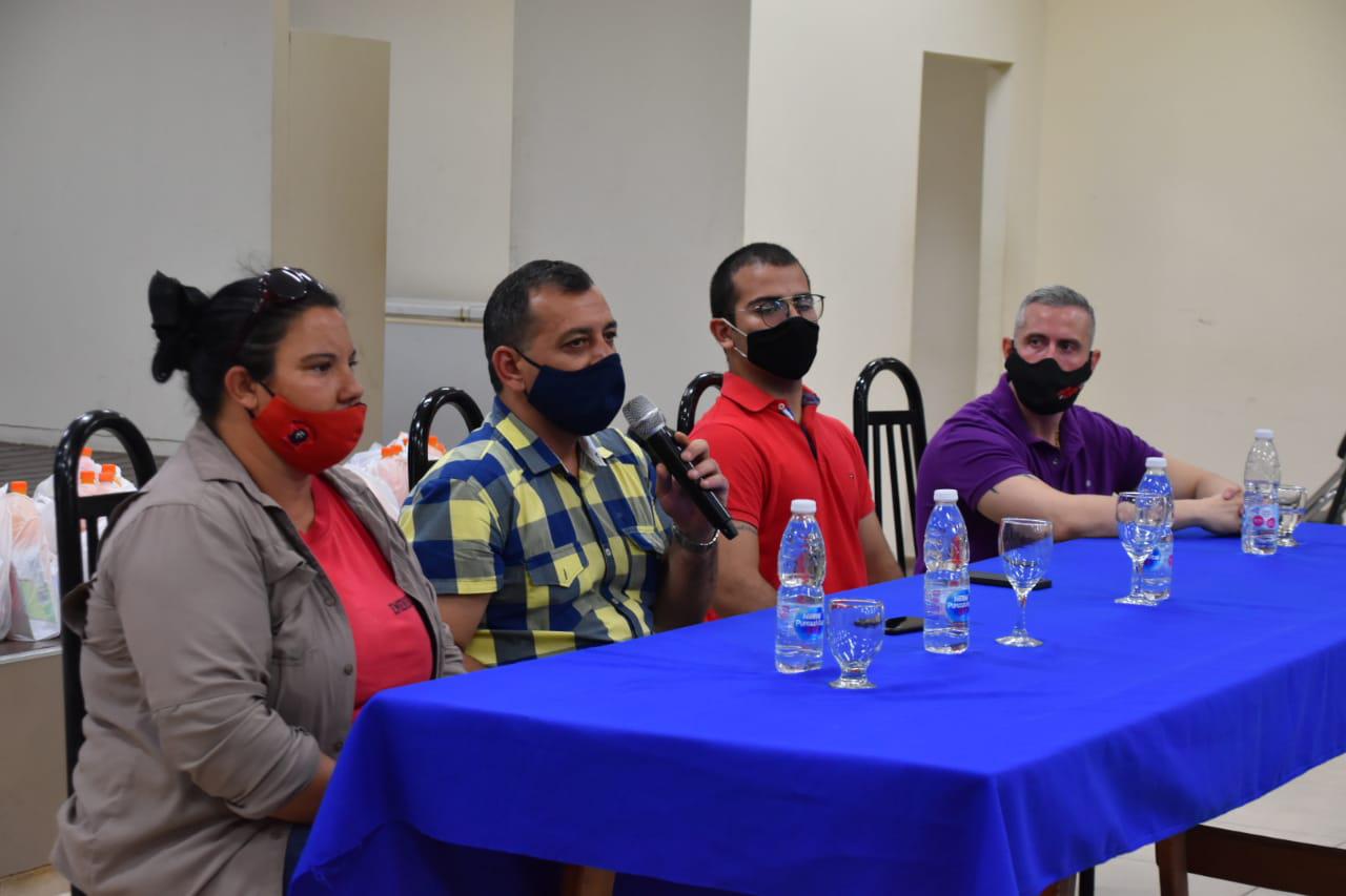 Entrega-de-bolsines-navidenios-al-STM-20-12-30-05