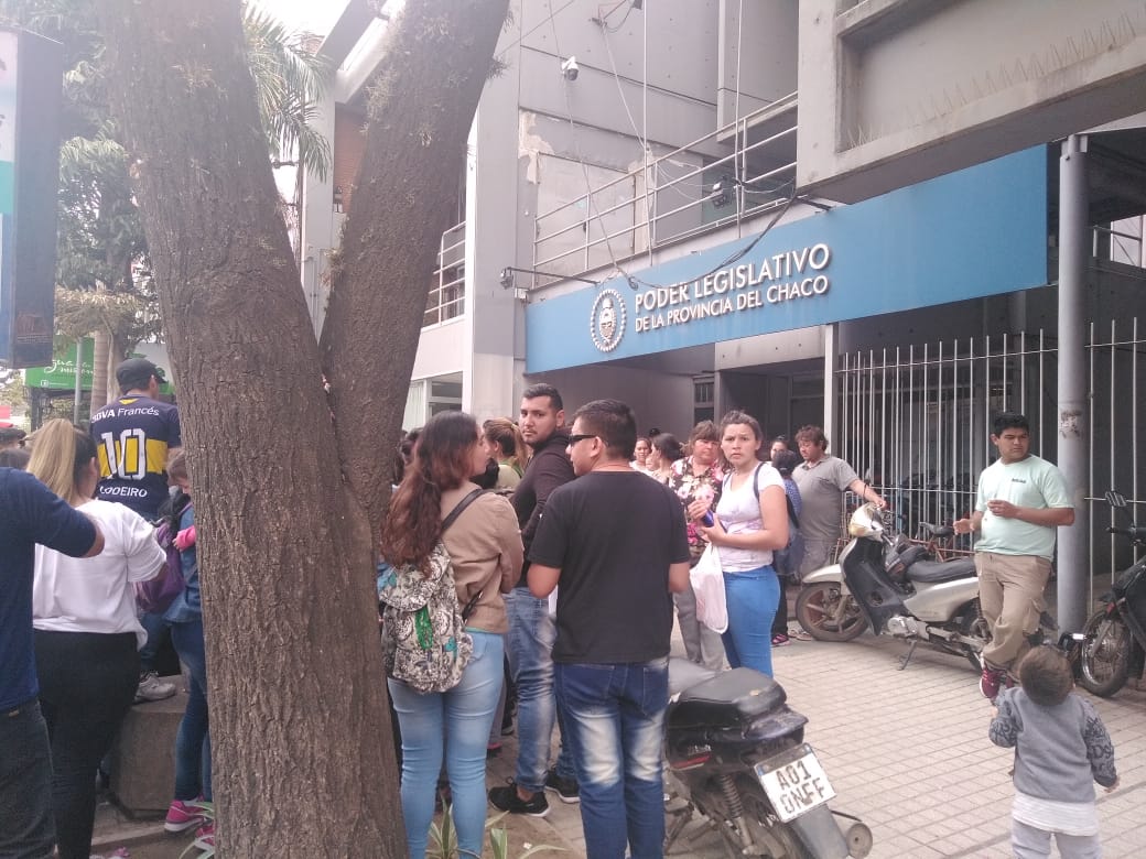 familias-del-ex-campo-de-Tiro-frente-al-anexo-del-Poder-Legislativo-del-Chaco 19-09-19