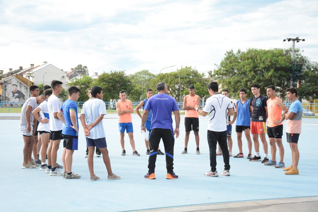 IDCh-Evaluacion-fisica-al-Club-Bancarios-20-02-06-03