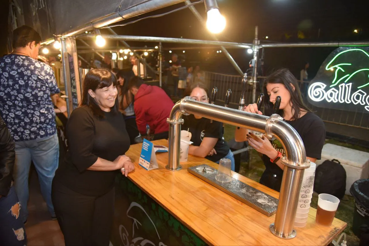 Elida-Cuesta-Fiesta-de-la-Cerveza-23-10-16-02