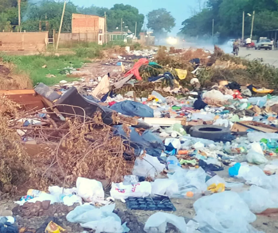 Basural-Avenida-Edison-22-05-26-01