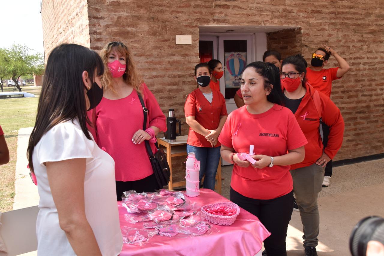 Mes-de-la-Mujer-centro-de-salud-20-11-11-04