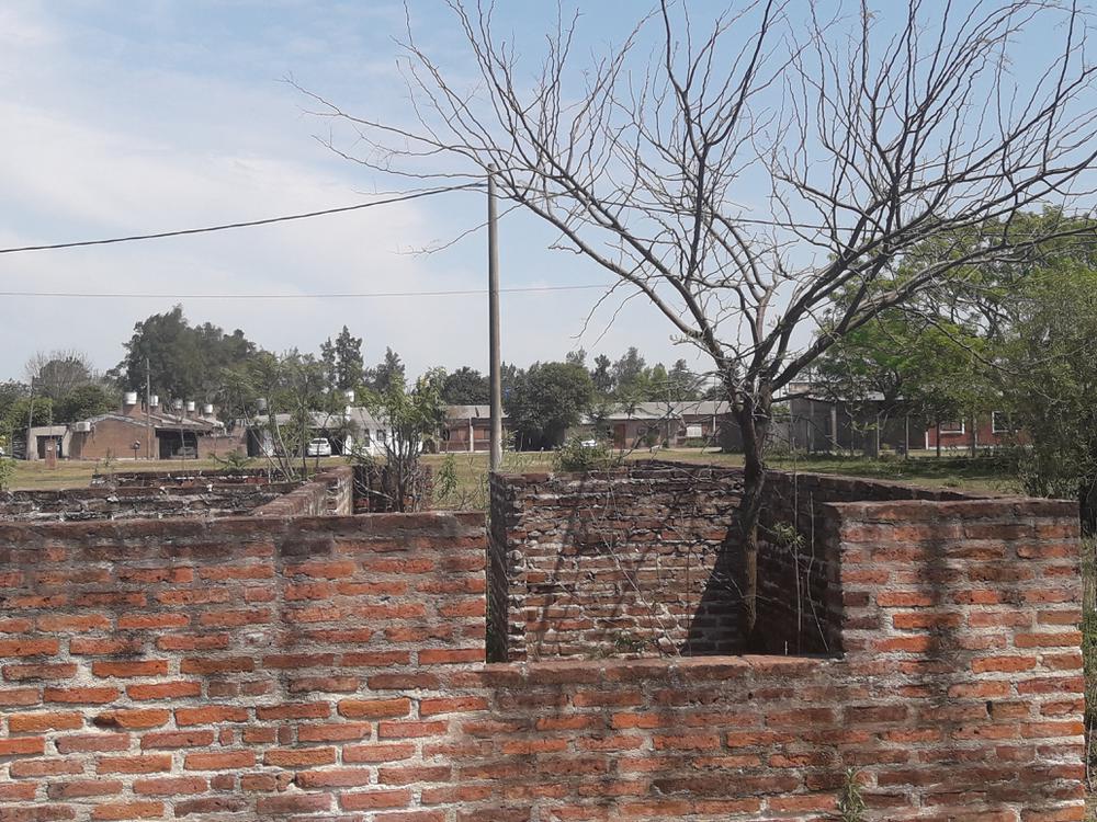 Roy-Nikisch-Viviendas-sin-terminar-19-10-09-04