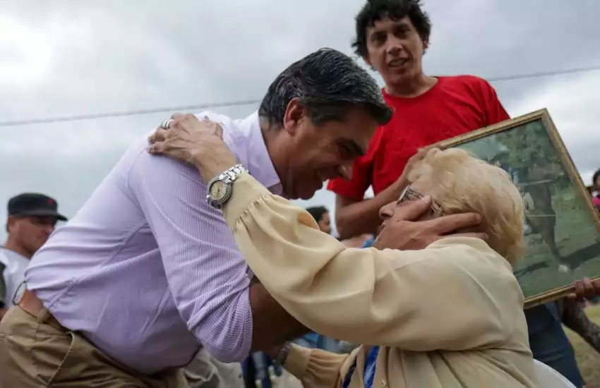 Entrega-de-viviendas-Movimiento-Popular-Dario-Santillan-19-11-12-02