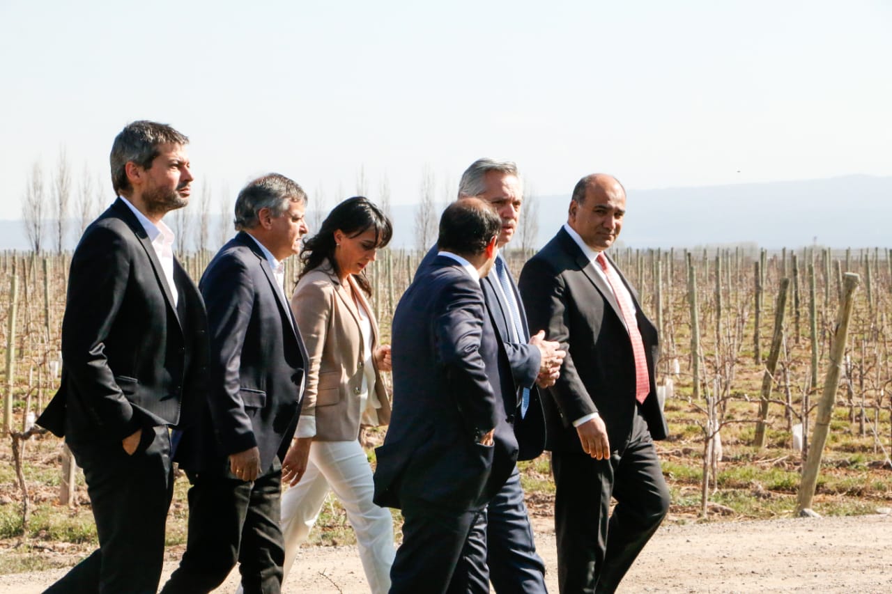 Encuentro-de-Gobernadores-Mendoza-19-09-24-02