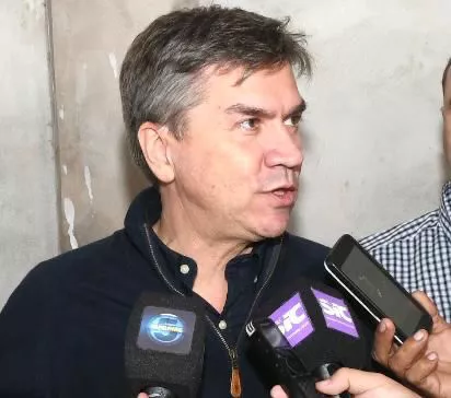 Leandro-Zdero-23-04-26-01
