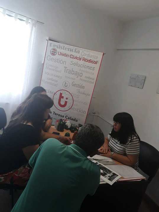 Maria-Teresa-Celada-Vecinos-Legislativos-19-02-14-01