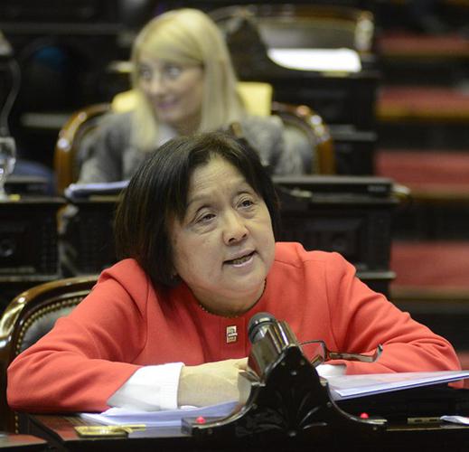 Alicia-Terada-21-02-08-01