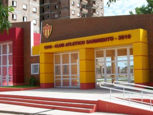 Club_Atlético_Sarmiento_Resistencia-01