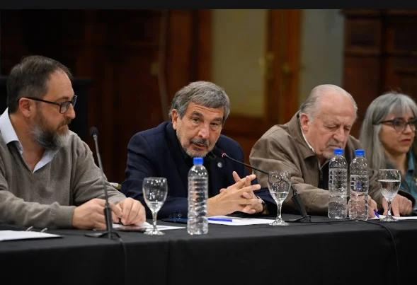 Encuentro-de-Politica-Nuclear-y-Soberania-Energetica-26-09-18-02
