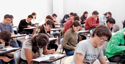 alumnos-educacion-nivel-superior 2020-04-14