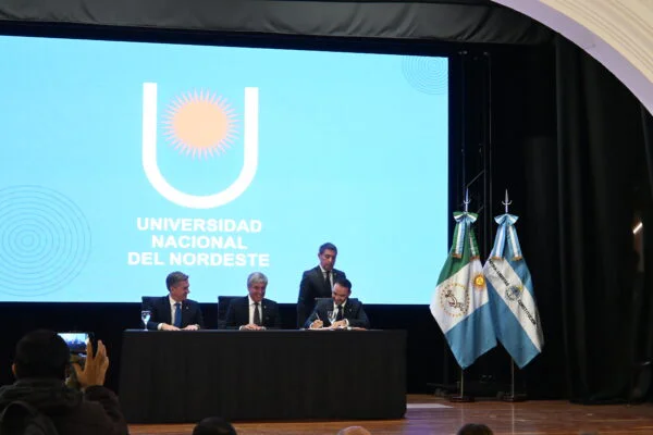 Asunción-Del-Rector-Omar-Larroza-período 2026-2030 26-07-01-06