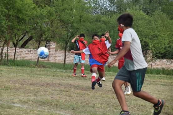 Mujeres-al-Frente-en-el-barrio-Emerenciano-20-05-03-04