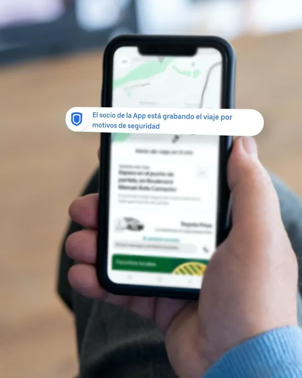 Uber-Grabacion-en-Video-24-06-12-02