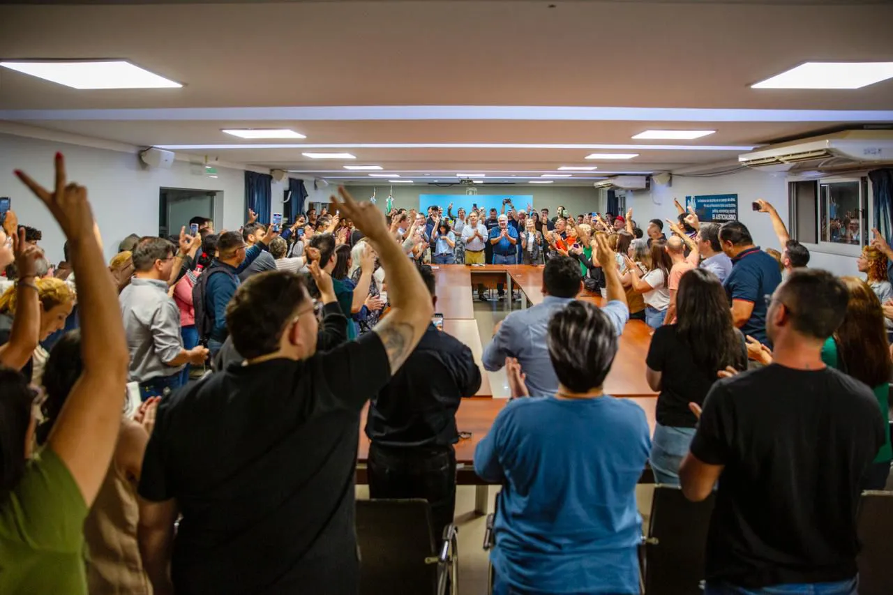 PJ-Asuncion-de-Jorge-Capitanich-en-la-conduccion-25-11-18-03