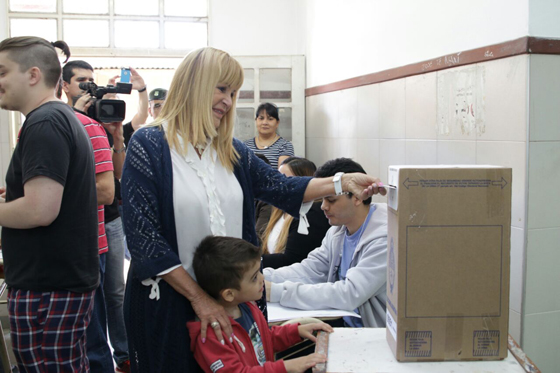 Votacion-Aida-Ayala-17-10-22-01