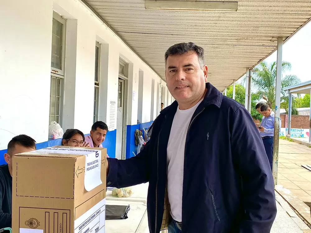 Alejandro-Aradas-Votacion.23-11-05-01