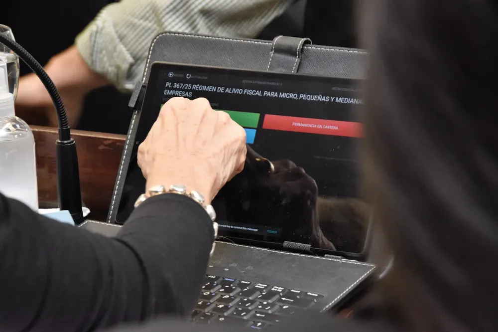 Fechaco-Reduccion-de-impuestos-25-04-24-01