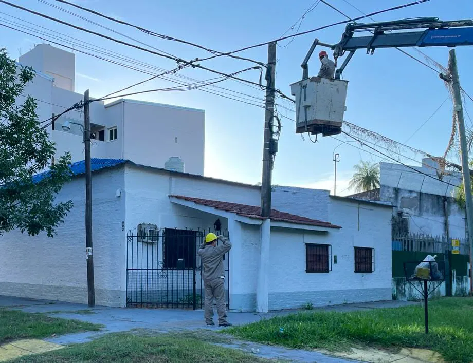 Recambio-de-luminarias-24-03-19-01