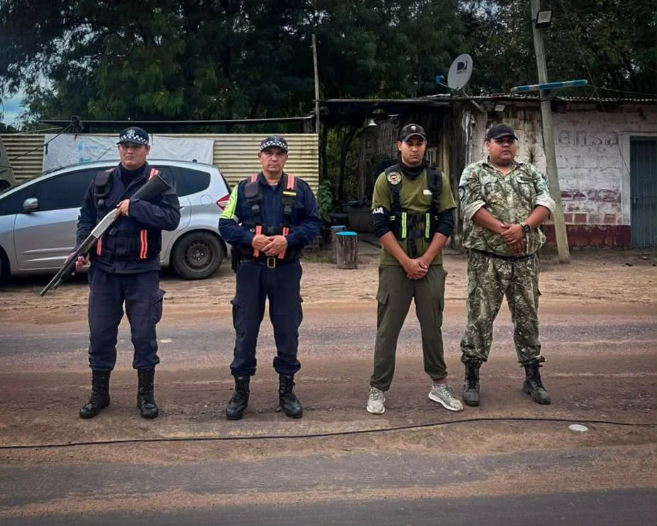 Controles-sobre-el-rio-Parana-26-05-31-01
