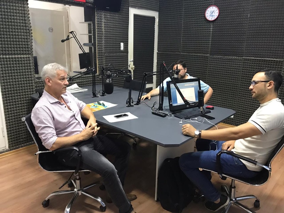 Hector-Lopez-Radio-Argentina-19-11-03-01