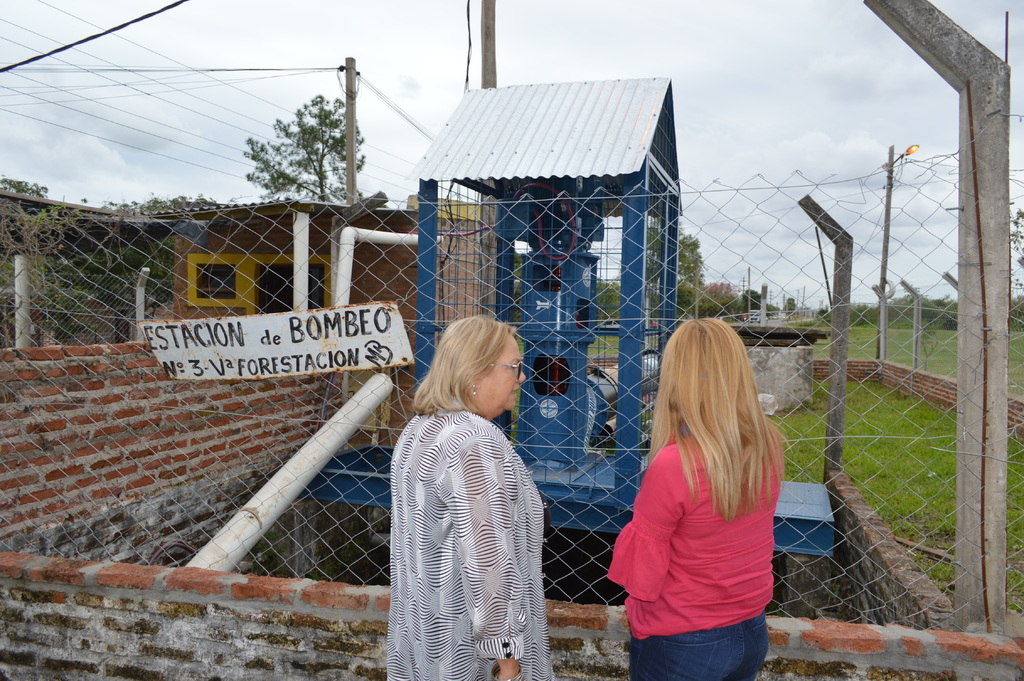 Aida-Ayala-Alicia-Azula-bomba-para-Villa-Forestacion-19-05-03-01