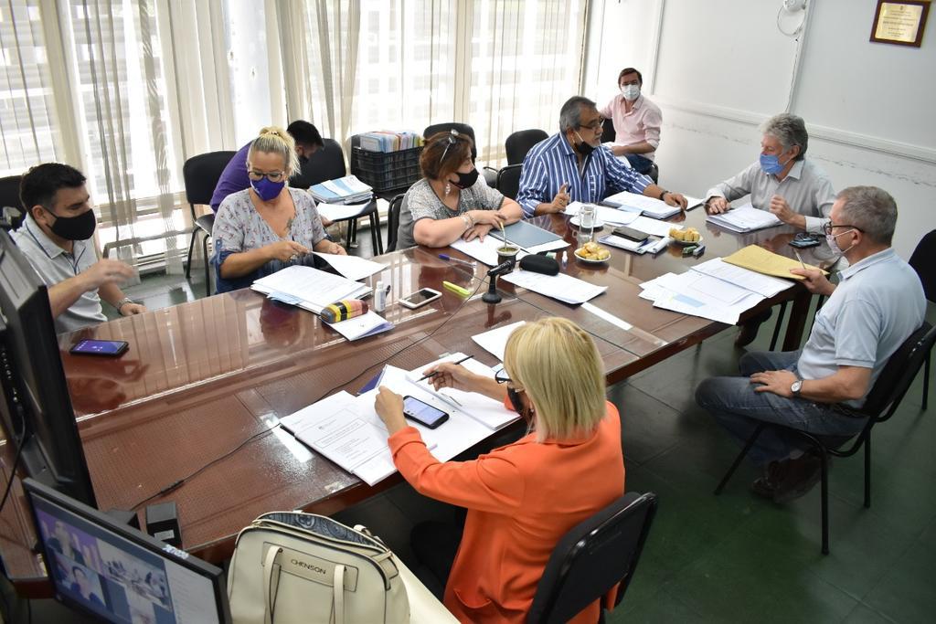 Labor-parlamentaria-20-12-01-02