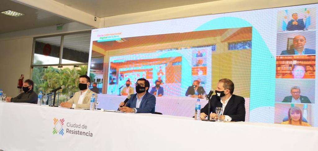 Feria-del- Libro-de- Resistencia-20-08-18-02