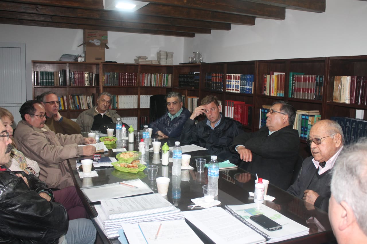 Gremios-estatales-Reclamo-al-InSSSeP-18-08-10-02