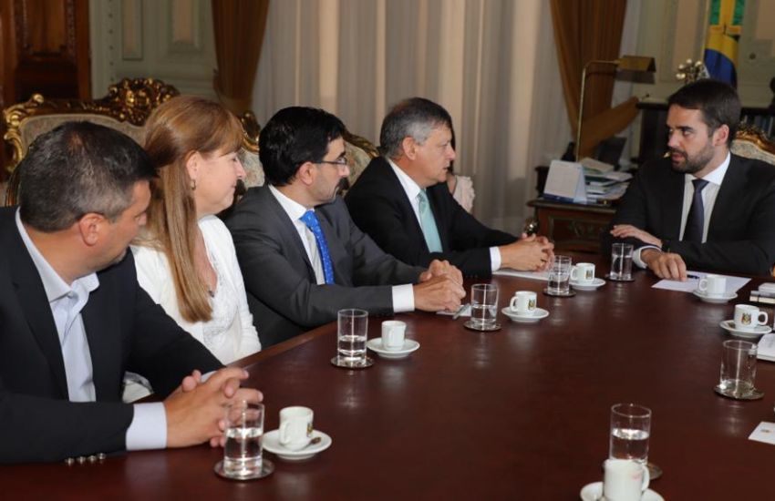 Domingo-Peppo-Gobernador-de-Rio-Grande-do-Sul-19-04-11-03