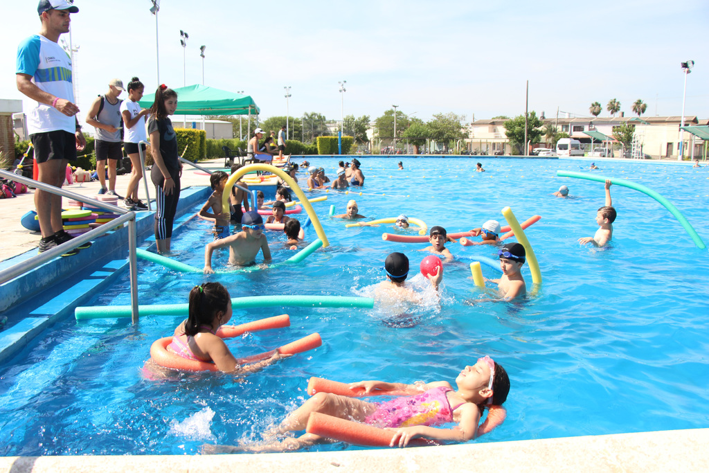 Jaime-Zapata-Escuela-de-natacion-03