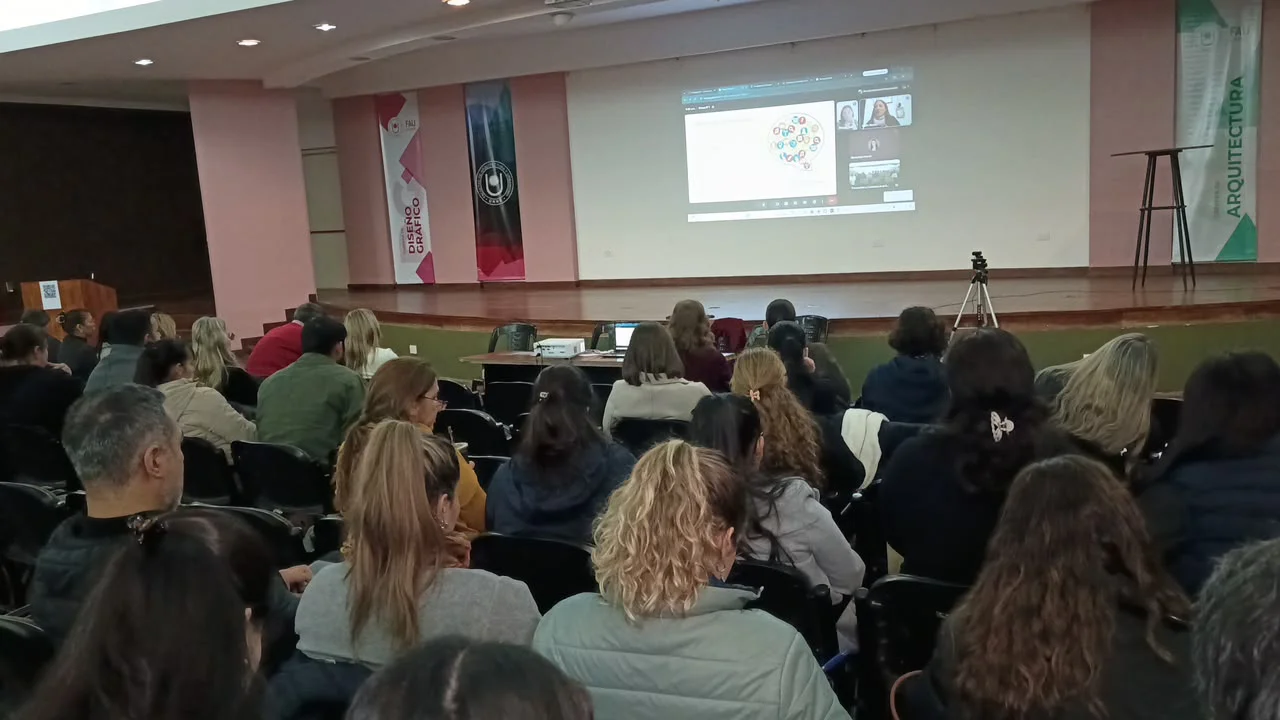 Herramientas-para-prevención-de-situaciones-de-bullying-ciberbullying-y-otros-tipos-de-violencias-26-08-24-01