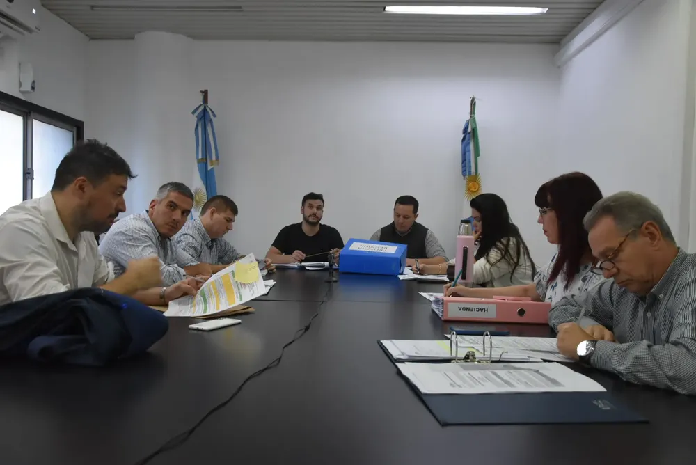 Comision-de-Hacienda-y-Presupuesto-24-05-06-01