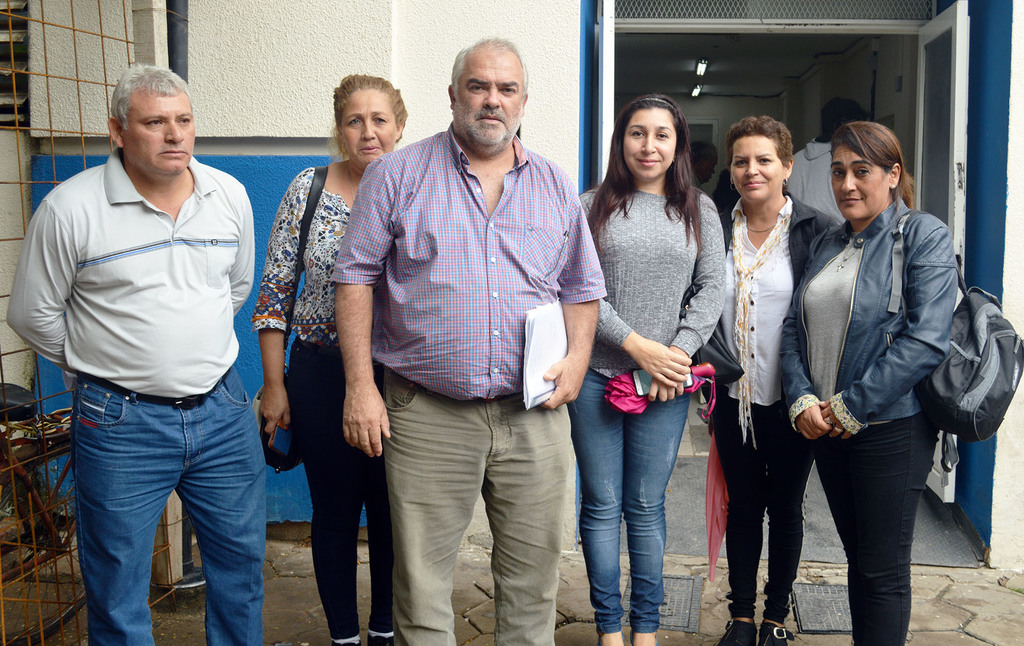 Vecinos-del-barrio-300-Viviendas-19-05-22-02