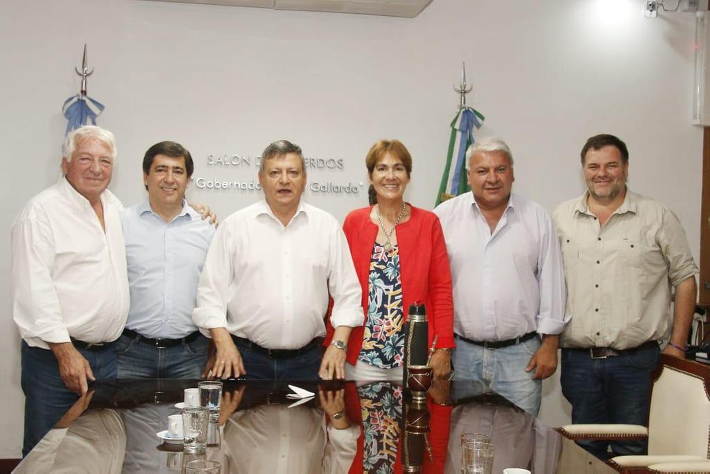 Domingo-Peppo-intendentes-electos-19-11-11-02