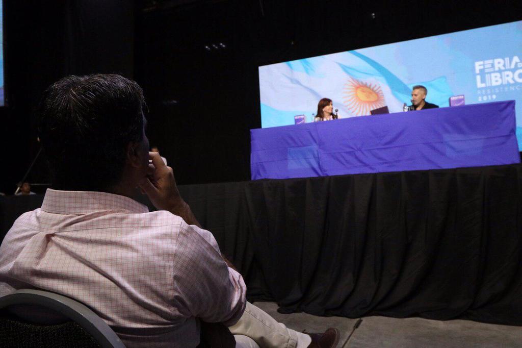 Jorge-Capitanich-Presentacion-de-libro-Sinceramente-19-06-30-02