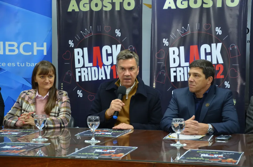 Black-Friday-12-07-12-04