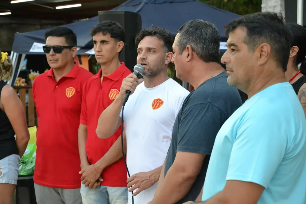 Club-Sarmiento-Temporada-de-piletas-25-01-05-01